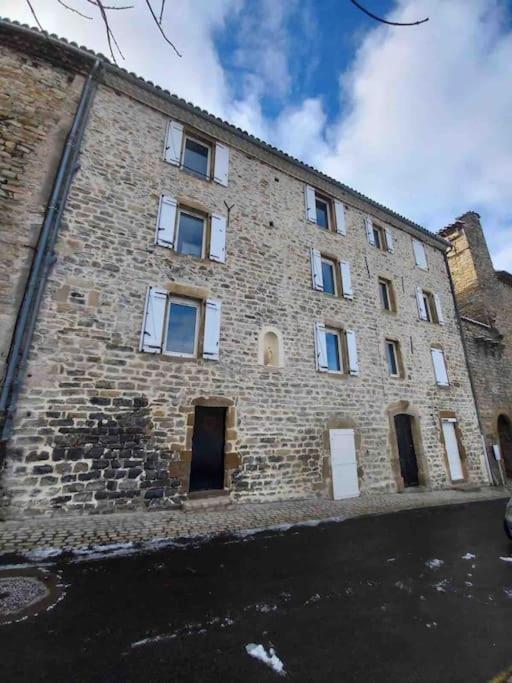 Logement Moderne Au Coeur Du Village Saint-Georges-de-Luzençon Eksteriør bilde